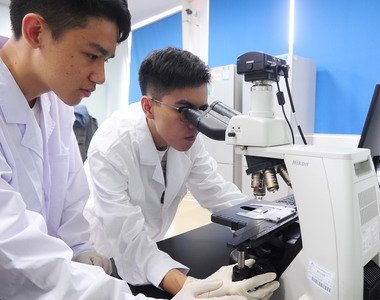 学校bc电竞官网入口书记陈爽